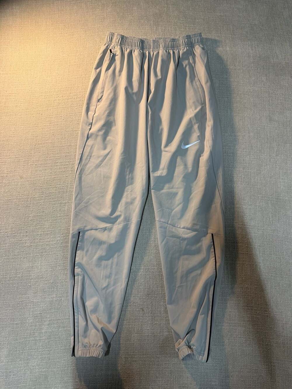Nike Dri-FIT Form Versatile Tapered Pants Size Small Smoke Grey